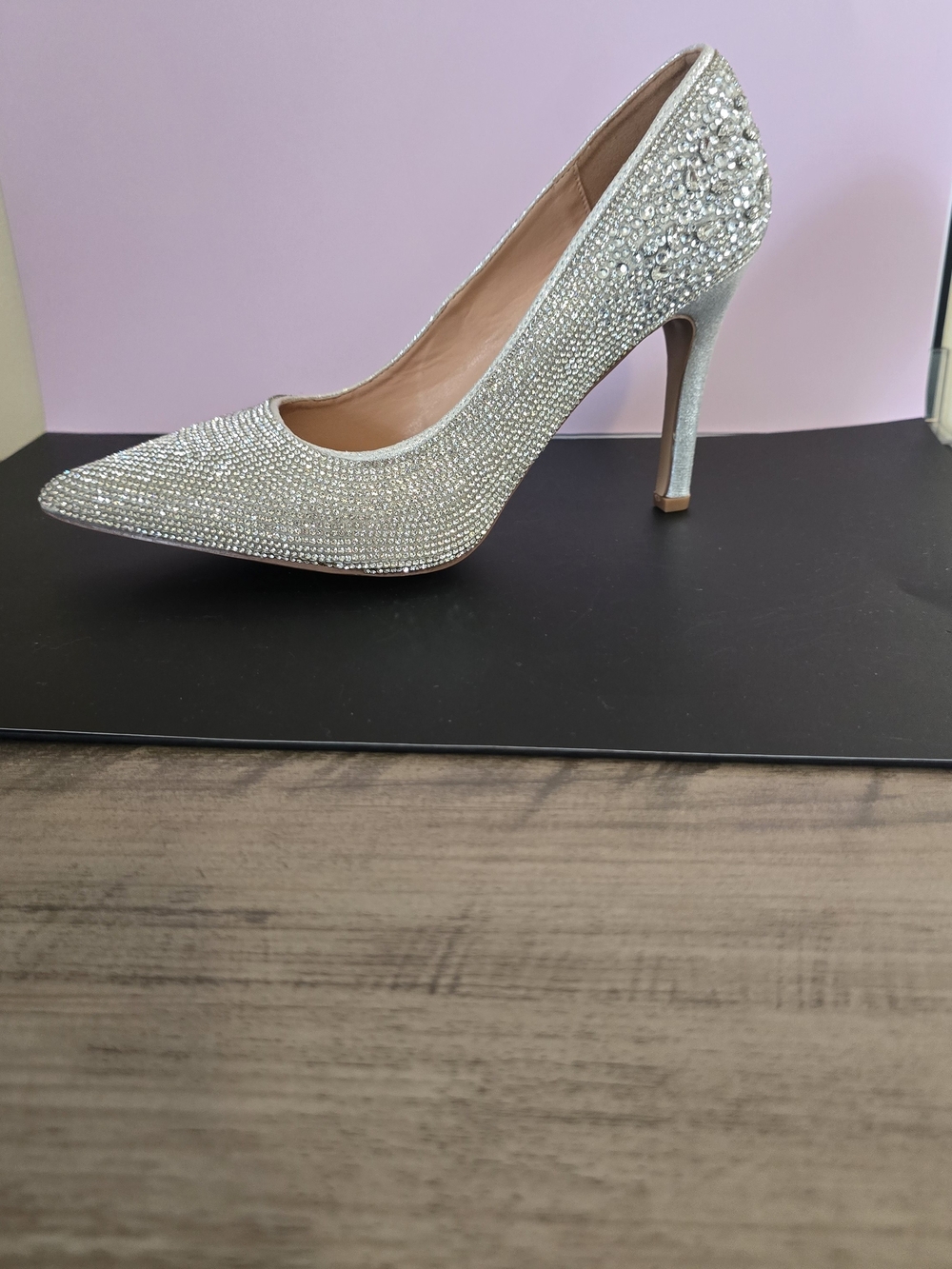 De Blossom Collection Silver Crystal Pointed-Toe Stiletto